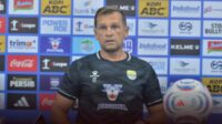 Jelang Persib vs Dewa United Igor Tolic Waspada Terhadap Gaya Vertikal Lawan Jelang Persib vs Dewa United Igor Tolic Waspada Terhadap Gaya Vertikal Lawan