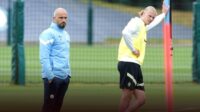 Pelatih Manchester City Enzo Maresca Ungkap Kondisi Erling Haaland Jelang Laga Lawan Liverpool Pelatih Manchester City Enzo Maresca Ungkap Kondisi Erling Haaland Jelang Laga Lawan Liverpool