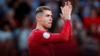 Resmi Dijatuhi Hukuman Disiplin, Cristiano Ronaldo Diskors 30 Hari oleh Federasi Portugal dan Denda 255 Euro Resmi Dijatuhi Hukuman Disiplin, Cristiano Ronaldo Diskors 30 Hari oleh Federasi Portugal dan Denda 255 Euro